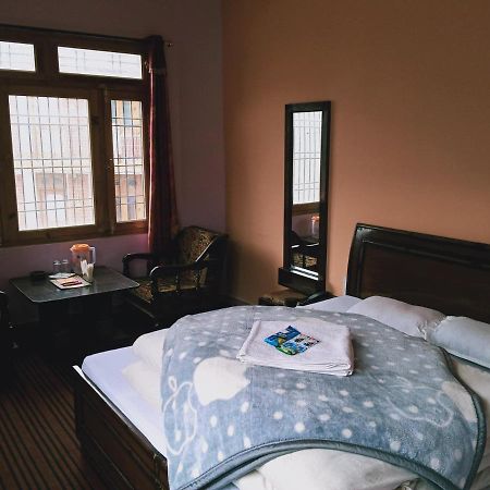 Hotel Mahima Sāngla Exteriér fotografie
